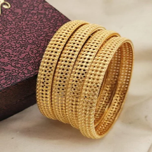 Bracelets en laiton modernes avec un motif géométrique découpé, parfait pour un look contemporain ou empilable, disponibles au prix de gros - Product Image 1