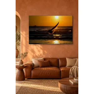 Impression sur toile : Fida, oiseau planant au-dessus de la mer au coucher du soleil - Product Image 4