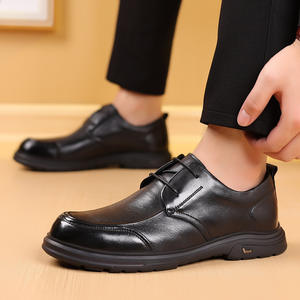 Chaussures habillées en cuir pour hommes de haute qualité, anti-plis, imperméables, faciles à nettoyer, durables, pour le bureau, les mariages et le quotidien - Product Image 2