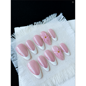 Uñas Postizas French Bloom, Diseño Elegante para Mujeres Amantes de la Moda - Product Image 3