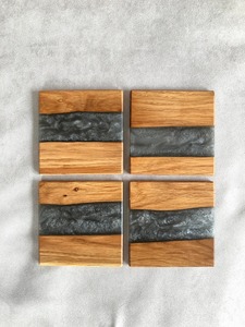 Posavasos de resina de perla negra de madera de acacia hecho a mano, juegos de 4 piezas, posavasos decorativos de lujo para el hogar - Product Image 5