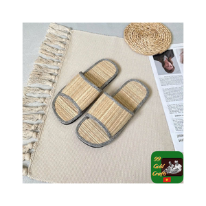Durable Beautiful Seagrass <b>Slipper</b> With Anti-Slip Sole Handmade Natural Seagrass <b>Slipper</b> Wholesale Best Deal From Vietnam - Product Image 6