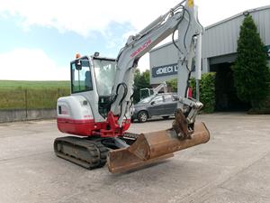 Vente directe d'usine en gros à prix compétitif, mini-excavatrice Takeuchi TB235-2 d'occasion de qualité avec godet de 0,1 m3 à vendre - Product Image 4