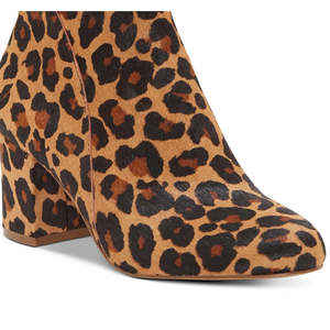 INC International Concepts Stivaletto da donna con tacco a blocco stampato Floriann, taglia media - Product Image 4