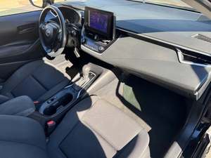 Toyota Corolla LE FWD d'occasion 2024 - Product Image 3