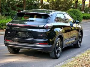 2024 500 รุ่นแรก ระยะทางวิ่ง 501 กม. (ตามมาตรฐาน CLTC) กำลังไฟ 120 กิโลวัตต์ แพลตฟอร์ม Cloud River รถ SUV ขนาดกะทัดรัด คุ้มค่า - Product Image 6