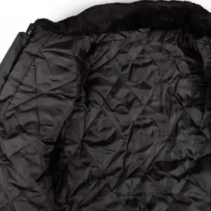 Chaqueta de Invierno de Seguridad de Color Negro Sólido Personalizada, Abrigo Exterior Resistente para Trabajo Pesado, Hecho para Equipos Profesionales de Servicio al Aire Libre - Product Image 4