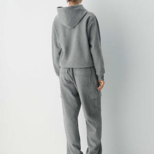 Ensemble de survêtement gris anthracite pour femme, sweat à capuche et pantalon cargo en molleton, vêtements décontractés chauds d'hiver, ensemble coordonné, vêtements de sport élégants - Product Image 6