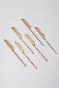 ช้อนสแตนเลสขัดเงาสีทองพร้อมที่จับพื้นผิวที่ออกแบบมาสำหรับคาเฟ่ที่รับประทานอาหารทุกวัน - Product Image 3