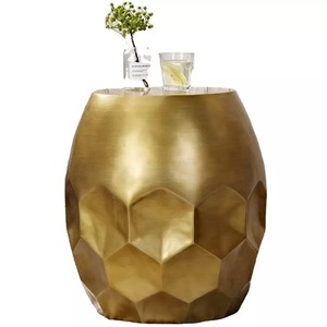 Table d'appoint pour la maison, l'hôtel, la chambre à coucher, couleur dorée, tables en fer, métal, intérieur, thé, café, forme ronde, meubles, tables tendance élégantes - Product Image 3