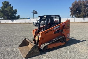 2019 Gehl RT105 Gasoline-Powered Compact <b>Track</b> Loader with Low Fuel Consumption Hydraulic <b>Pump</b> & Gear Components - Product Image 4
