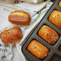 Moule à brownie populaire moules en métal antiadhésif à 8 compartiments moule à gâteau au fromage four réutilisable pour le ménage