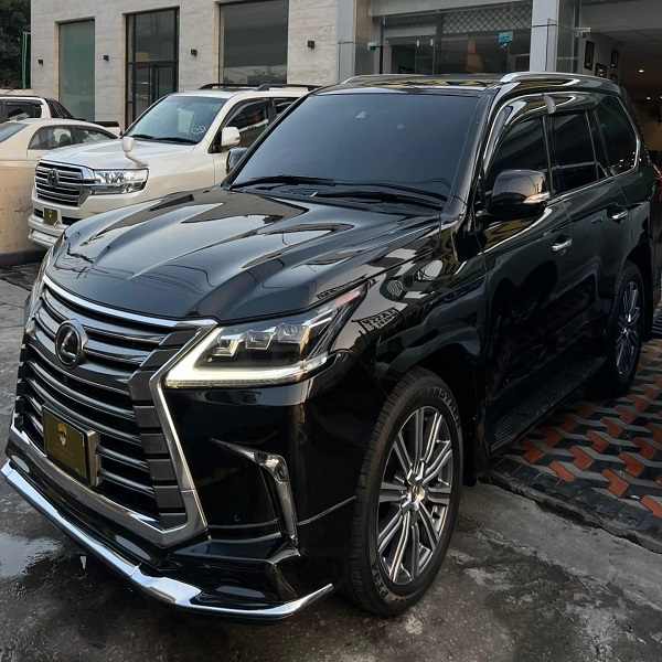 2020 Lexus LX SUV White Petrol Engine Low Mileage Used Car Sale No Accidents Manual Gear Box Leather Seats Rear Camera Used
