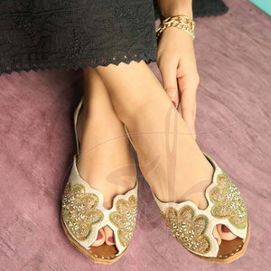 Chaussures Khussa pour femmes, fabrication en usine, produit phare, vente en gros, qualité supérieure, antidérapantes, imprimées, dessus en velours de haute qualité - Product Image 4