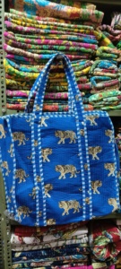 Bolsa de Mano Acolchada de Algodón con Estampado Floral, Bolsa de Hombro para Mujer, Bolsa de Mercado Hecha a Mano, Bolsa de Viaje para Compras - Product Image 3