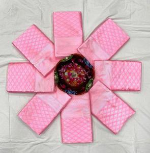 Lujosos saris de seda Jacquard pesados Golden Big Jacquard tejido borde indio tradicional atuendo para fiestas Fashionharbor - Product Image 1