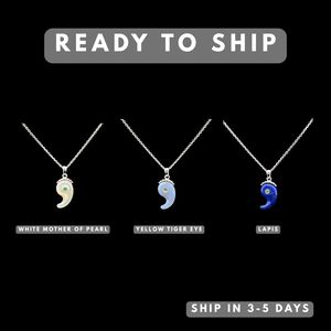 จี้เงินแท้ 925 รูปหยินมาการัตตะมะ |   ไทเกอร์อายธรรมชาติและทซาโวไรต์ |   เครื่องประดับสัญลักษณ์แบบกำหนดเองของ OEM |   ขั้นต่ำ 1 ชิ้น - Product Image 4