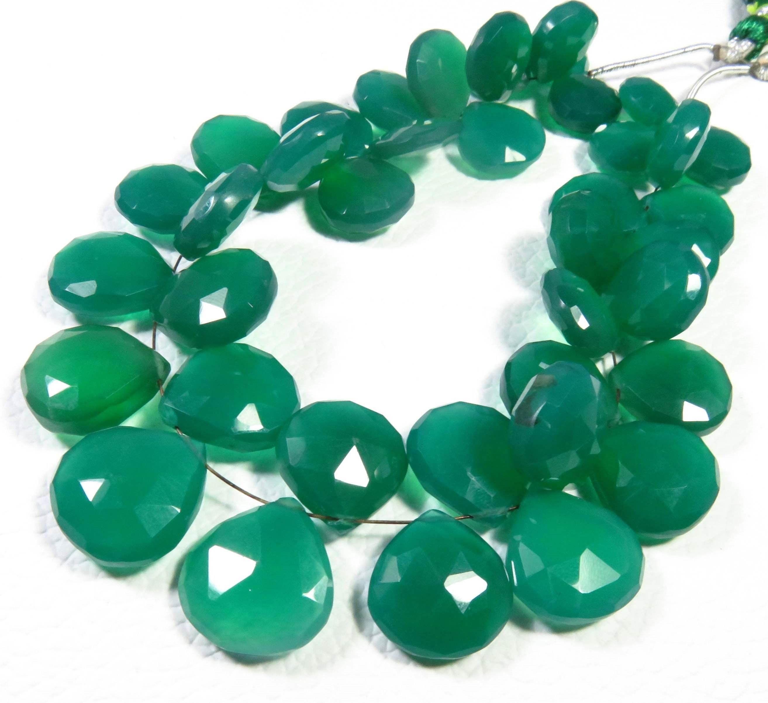 สีเขียว