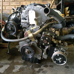 Motor QR25 para Nissan NV350 Impendulo - Product Image 3