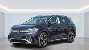 Auto SUV Usado 2022, Interior Gris Negro - Product Image 3