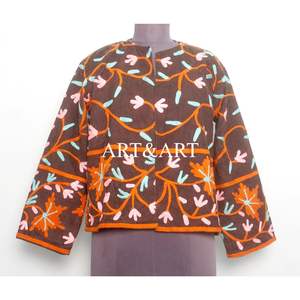 Chaqueta Acolchada con Bordado Floral, Botones, Forro de Algodón, Hecha a Mano, Estilo Ecológico de Secado Rápido para Otoño e Invierno, Ideal para Fiestas - Product Image 1