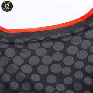 Uniforme de baloncesto de calidad premium 2025 nuevo estilo cómodo uniforme de baloncesto de bajo precio a la venta - Product Image 3