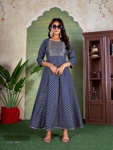 Excellente qualité Impression sur feuille lourde avec broderie Designer Rayon kurti Gown pour mariage et fête Wear - Product Image 5