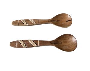 Serveur à salade en bois d'acacia de style unique meilleure qualité outil à salade cuillère fourchette couverts en bois prix de gros ustensiles de cuisine - Product Image 1