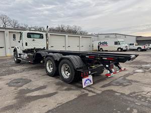 Camión Usado INTERNATIONAL 2026 con Motor Diésel de 10 Cilindros >450hp, Cámara Trasera de 360°, Pantalla Táctil, Automático, 6x4, Volante a la Izquierda - Product Image 4