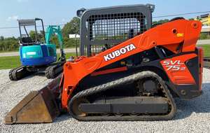 Cargadora de orugas Kubota SSV75 diésel de 75KW, usada y nueva, en excelente estado, color naranja, equipo de construcción de servicio pesado - Product Image 3