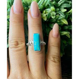 Navajo-Made Fine Jewelry Kingman Turquoise & Sterling <b>Silver</b> Bar <b>Statement</b> <b>Ring</b> Size 6.5 for Everyday Wear - Product Image 2