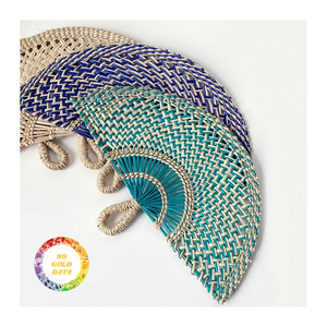 Ventilador de algas marinas artesanal vietnamita y ventilador de Palma decorativo-Suministro a granel para tiendas de exportación y eventos ecológicos - Product Image 5