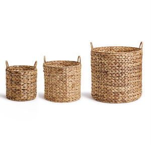 Panier de rangement naturel pour l'organisation de la maison, en jacinthe d'eau tressée avec poignées - Product Image 1