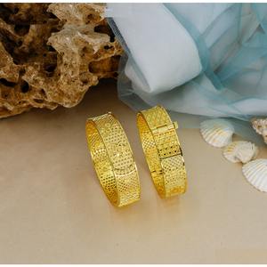 Brazaletes de tornillo de calidad superior chapados en oro, gran oferta, brazaletes de joyería de lujo de declaración de Dubái indio para brazalete nupcial árabe de Dubái - Product Image 1