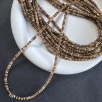 Collier léger personnalisé à faible MOQ, style bohème, perles et pierres naturelles, pendentif en pierre précieuse avec sertissage doré, bijoux étanches pour marque de boutique