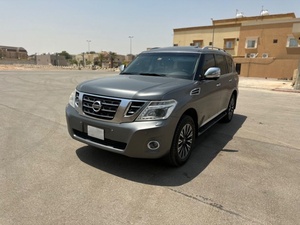 Nissan Patrol V6 GCC AWD Euro6 Sièges en cuir d'émission ACC Cruise Control R16 Taille des pneus Direction gauche 2021 d'occasion - Product Image 4