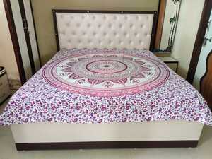 Sábanas de algodón con estampado de elefante, con diseño de ropa de cama mandala hecho a medida en blanco y negro, ideal para reventa en tiendas boho y hippie - Product Image 4