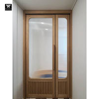 Portes intérieures en bois de dernière conception avec verre cannelé pour maisons, portes doubles inégales en chêne pour séparateurs de pièces et cloisons