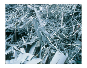 Aleación barata 6063 Extrusión de aluminio Formas de chatarra a granel Alta pureza 99.97% Grado AA - Product Image 1