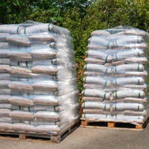 Granulés de pin et de bois de haute qualité à prix de gros abordable, forme bâton 6mm, pour système de chauffage, haute chaleur 4600J, sacs de 15kg en vente - Product Image 5
