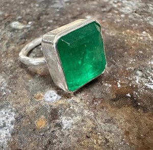 <b>Emerald</b> Cut Lab Grown <b>Emerald</b> Stone <b>Ring</b> Solid 925 Sterling Silver Rose Gold Plated Trendy Wedding Engagement <b>Band</b> for Parties - Product Image 5