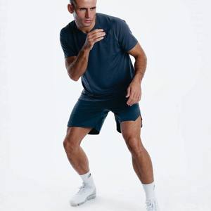 Camiseta deportiva colorida de secado rápido: calidad perfecta, estampado personalizado, Manga corta para hombre - Product Image 4