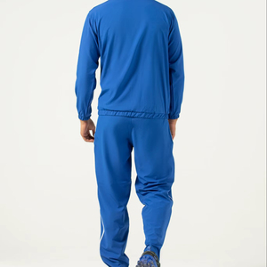 Conjunto de Ropa Deportiva Unisex de Alta Calidad con Capucha y Cremallera de Nailon, Cortavientos, Transpirable, con Características Resistentes al Viento, Estilo Urbano para Invierno - Product Image 3