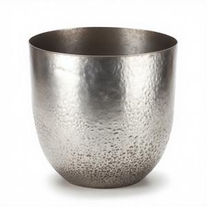 Olla de martillo de luz de ópalo con pulido plateado y cuerpo texturizado para un estilo elegante para eventos o casas de diseño - Product Image 3