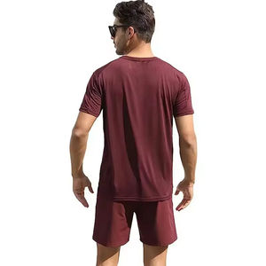 Ensemble t-shirt et short de haute qualité et confortable pour hommes-Tendance et durable pour les hommes actifs - Product Image 2