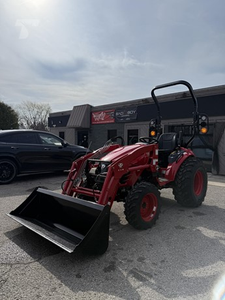 Tractor utilitario compacto TYM T25 usado 2026 TYM T2025P diésel 4x4 hidrostático en venta - Product Image 3
