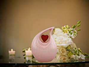 Urna de lágrima Rosa Urna de cremación de esmalte rosa de tamaño completo para cenizas humanas hasta 210 libras Urnas para adultos - Product Image 5