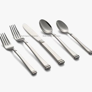 Ensemble de couverts de couleur personnalisée en acier inoxydable plaqué moderne de luxe au look royal avec poignée carrée pour mariages et hôtels - Product Image 2