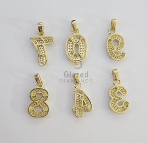Nuevo adorable colgante de Hip Hop numérico personalizado totalmente helado para hombres en diamantes redondos brillantes cultivados en laboratorio en oro amarillo de 10K - Product Image 6