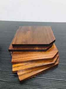 Sous-verres rustiques en bois massif conçus pour la protection quotidienne de la table dans la cuisine et les espaces de bureau à domicile - Product Image 4